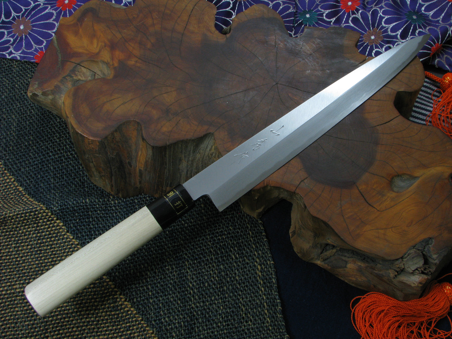 Japanese Yanagiba(Sashimi) Knife "TAKE" White Steel MinonoKuni Yamahide