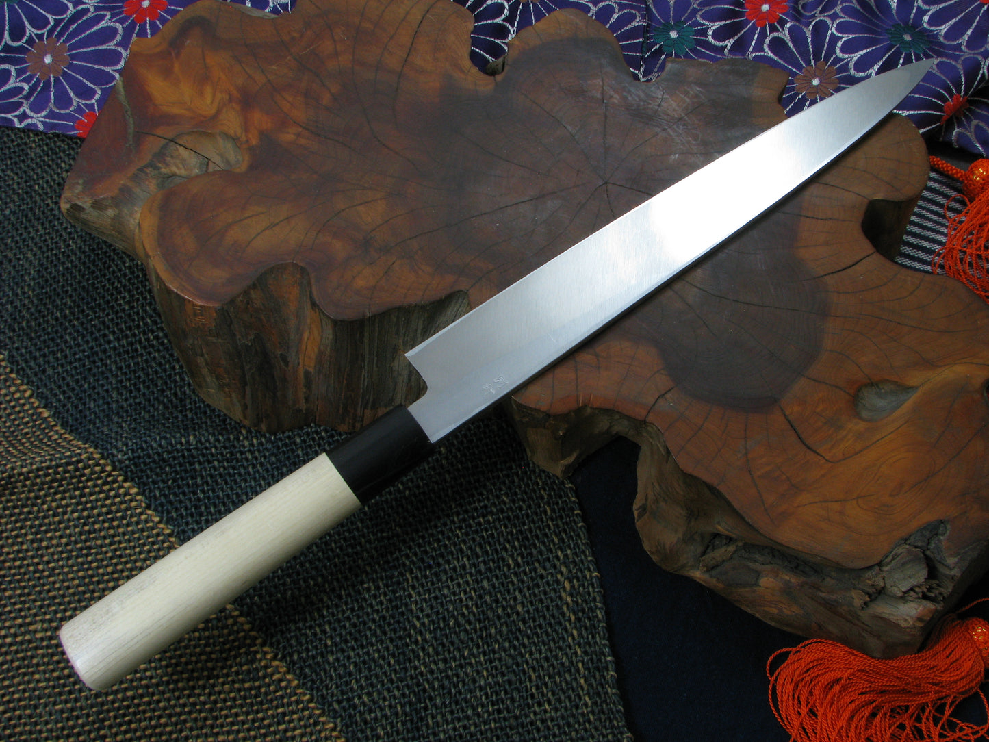 Japanese Yanagiba(Sashimi) Knife "TAKE" White Steel MinonoKuni Yamahide